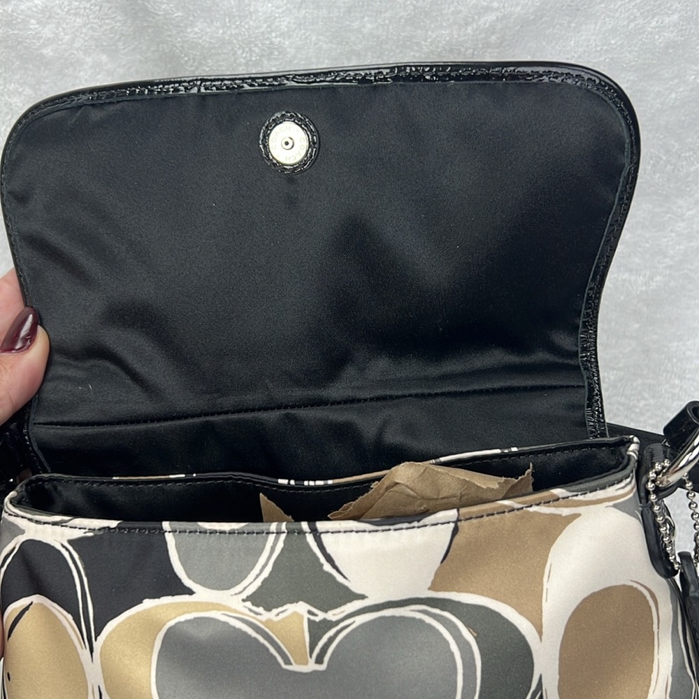 Coach Ashley Signature Scarf Print Satin Shoulder Bag EUC - Picture 7 of 10